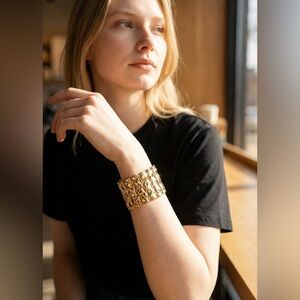 Hammered Gold Wide Stretch Bracelet